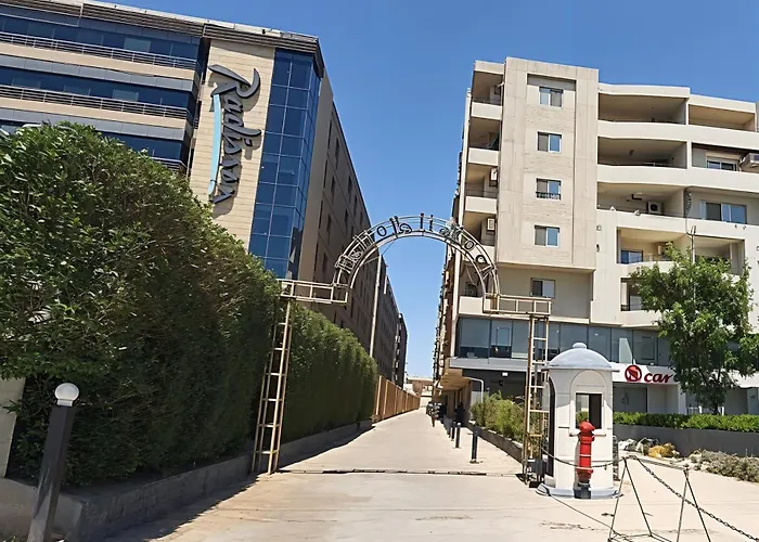 A Stylish Cozy Apartment Close To Cairo Airport.